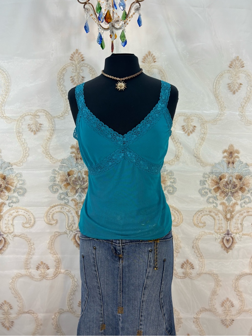 ✨Vintage Y2K Teal Mesh Lace Trim Cami✨ - Picture 6 of 7